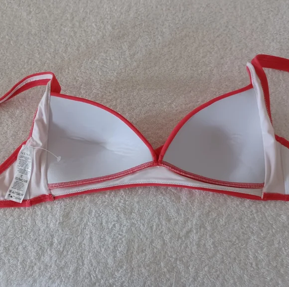 VENUS Pink Twist Bikini Top - Picture 11 of 14